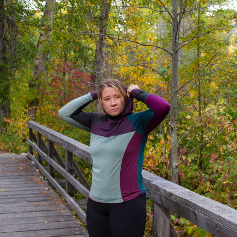 Women's Merino Wool Spontaneity Hoodie - Medium - Purple/Teal